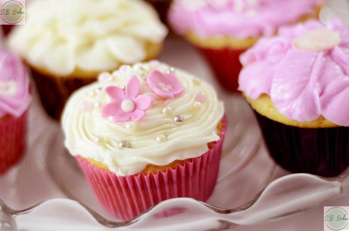 cup-cakes-1966958_1280