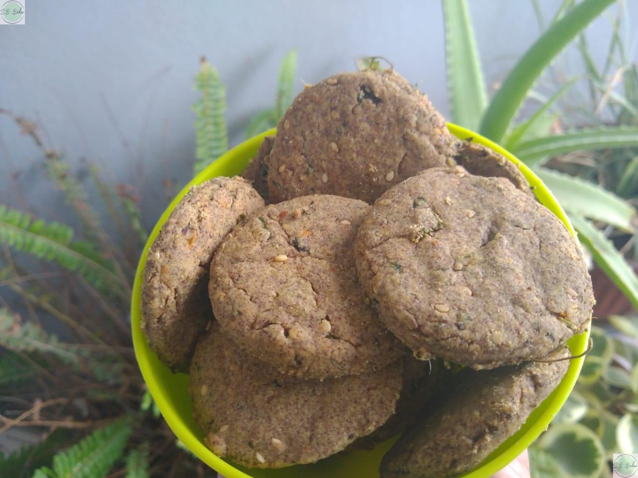 Ragi_Masala_Biscuits